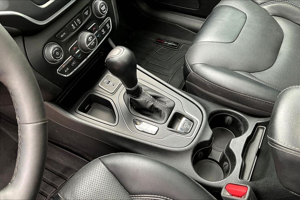 2022 Jeep Cherokee Latitude Lux