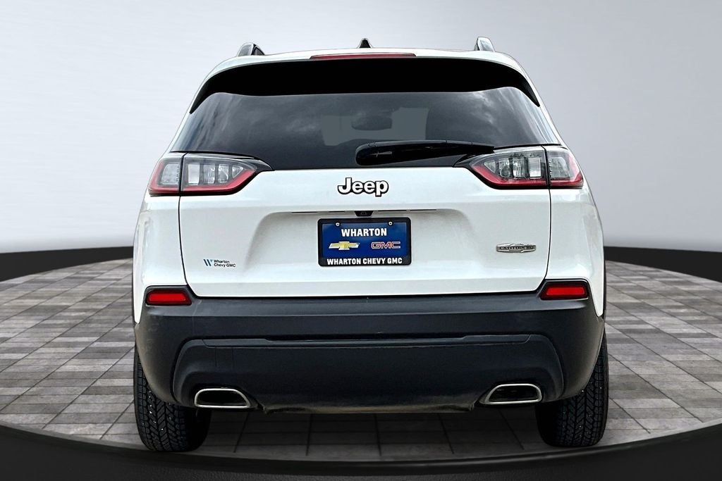 2022 Jeep Cherokee Latitude Lux