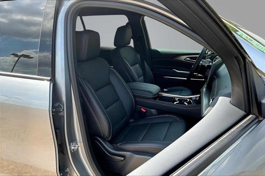 2027 Chevrolet Traverse LT 1LT
