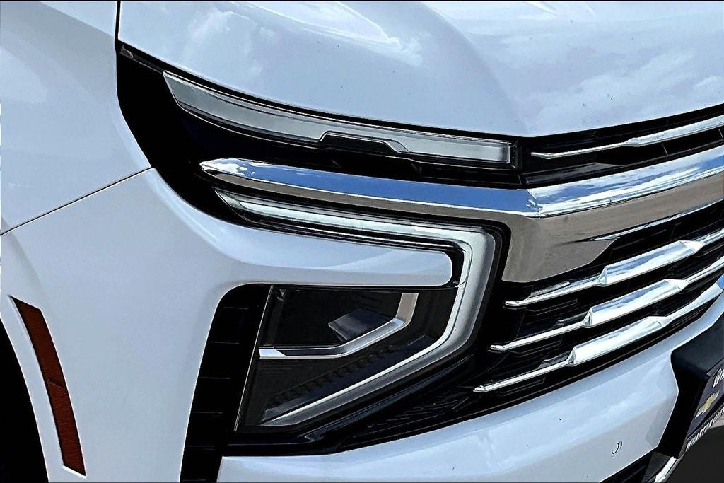 2025 Chevrolet Suburban LT