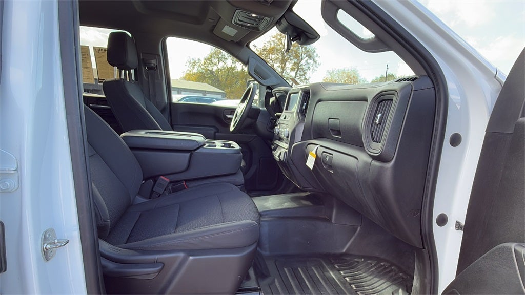 2024 GMC Sierra 2500HD Pro