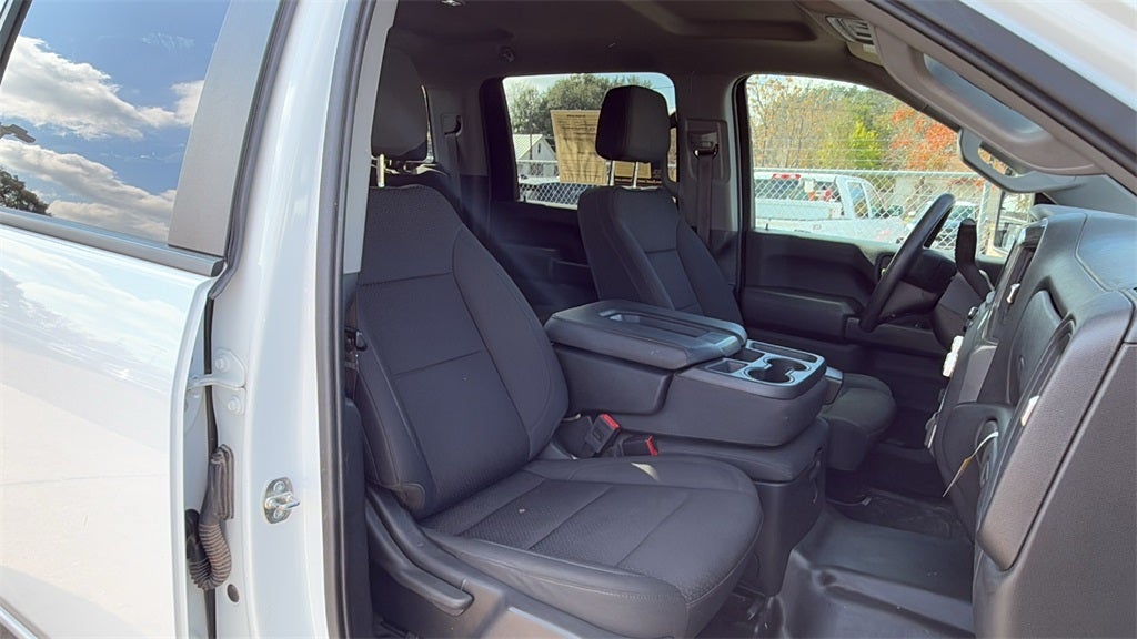 2024 GMC Sierra 2500HD Pro