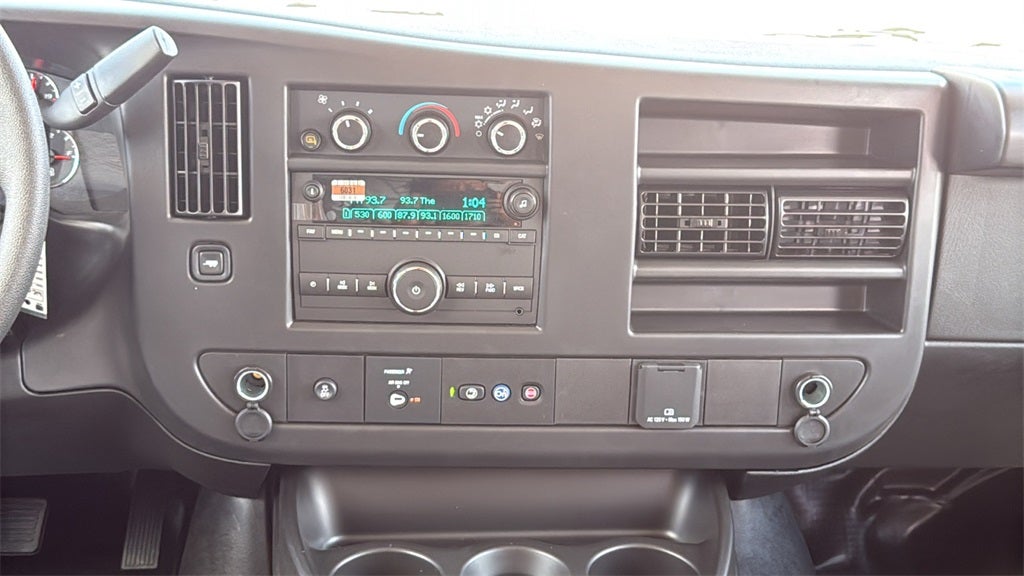 2025 GMC Savana 2500 Work Van