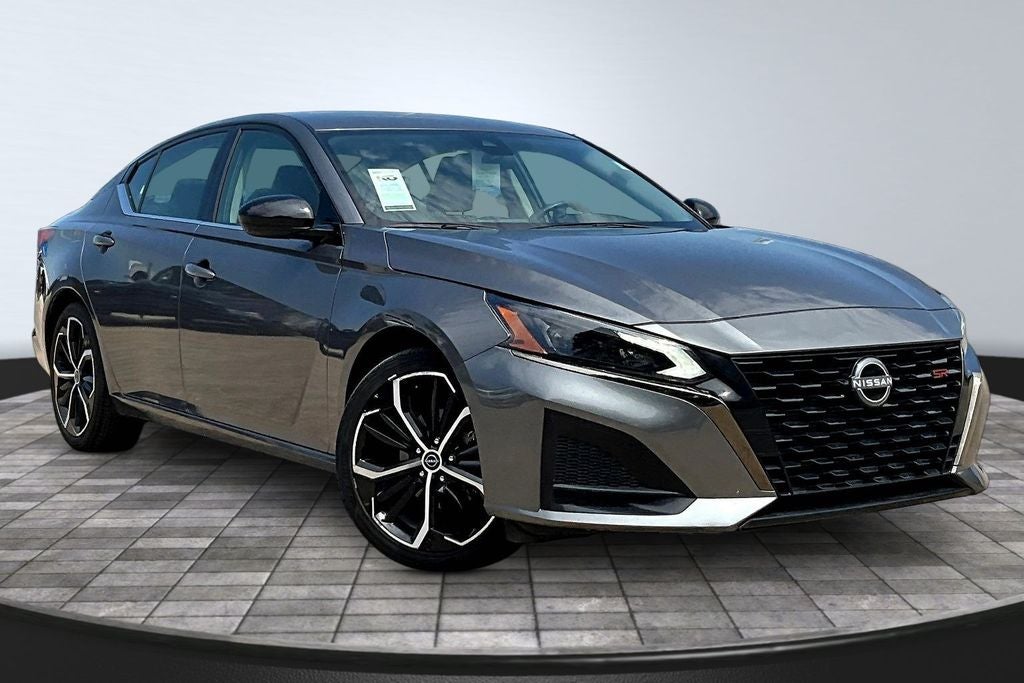 2025 Nissan Altima 2.5 SR