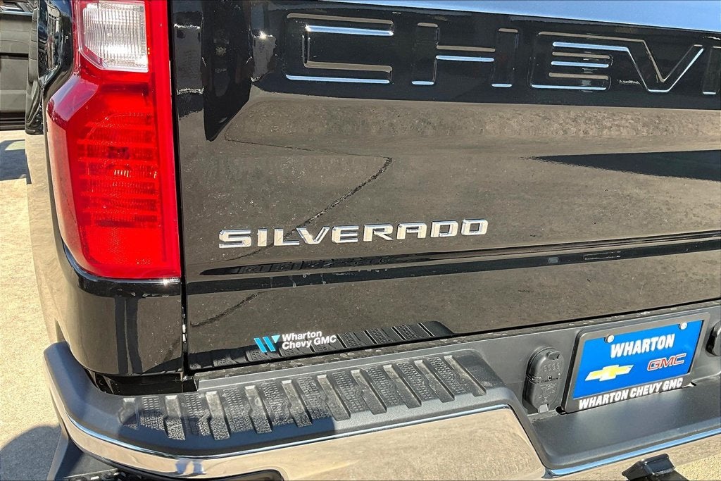 2026 Chevrolet Silverado 1500 LT LT1