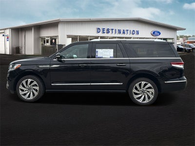 2023 Lincoln Navigator L Reserve