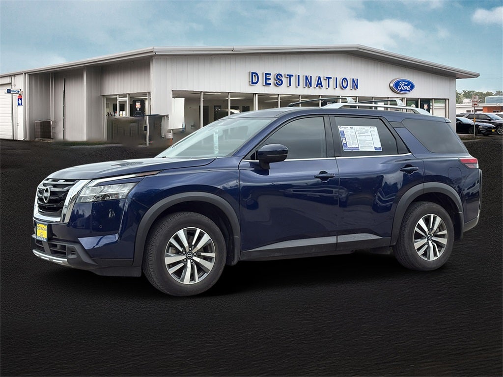 2024 Nissan Pathfinder SL