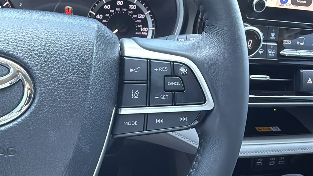 2023 Toyota Highlander XLE