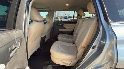 2024 Toyota Highlander XLE