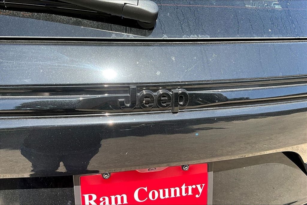 2026 Jeep Grand Cherokee Altitude