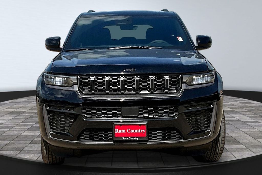 2026 Jeep Grand Cherokee Altitude