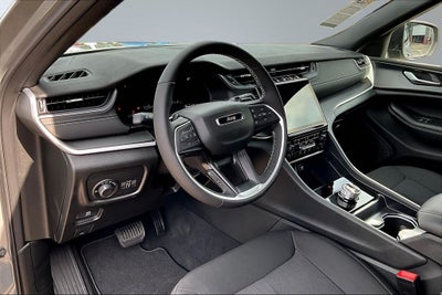2027 Jeep Grand Cherokee Laredo X