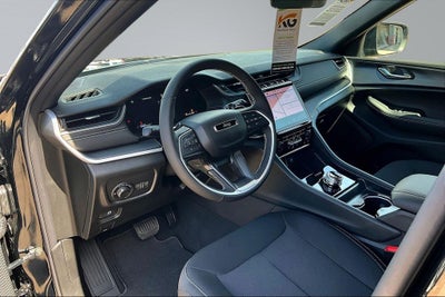 2027 Jeep Grand Cherokee Laredo X