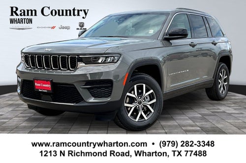 2027 Jeep Grand Cherokee Laredo