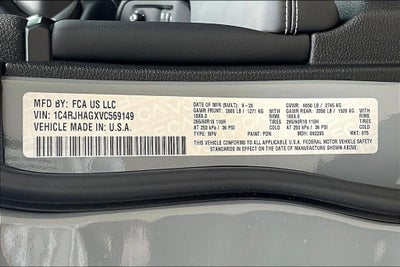 2027 Jeep Grand Cherokee Laredo