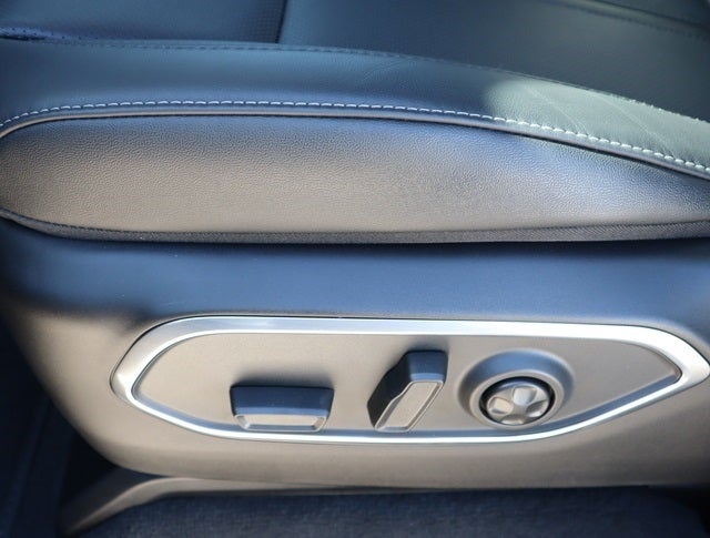 2024 Jeep Wagoneer Base