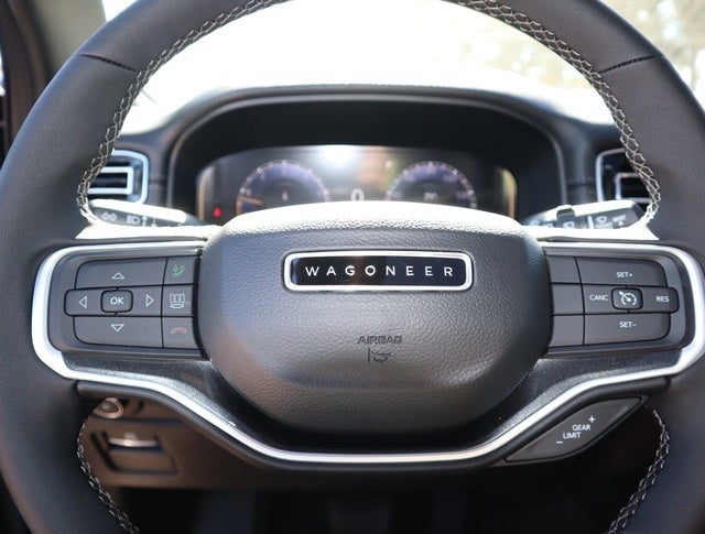 2024 Jeep Wagoneer Base