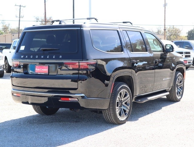 2024 Jeep Wagoneer Base