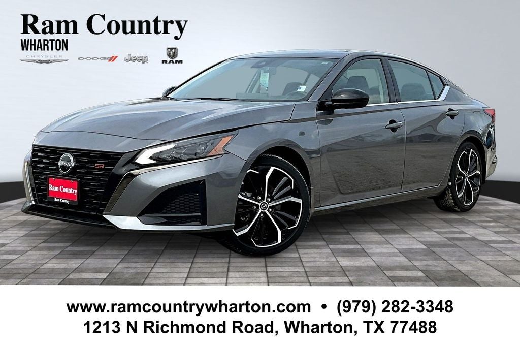 2023 Nissan Altima 2.5 SR