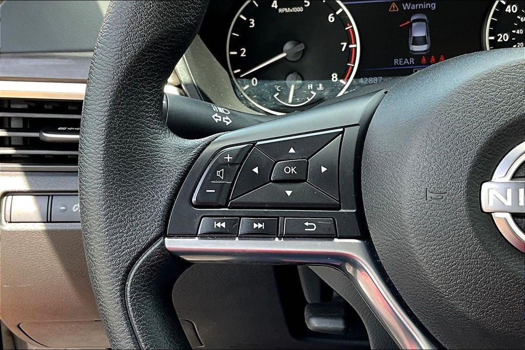 2025 Nissan Altima 2.5 SV