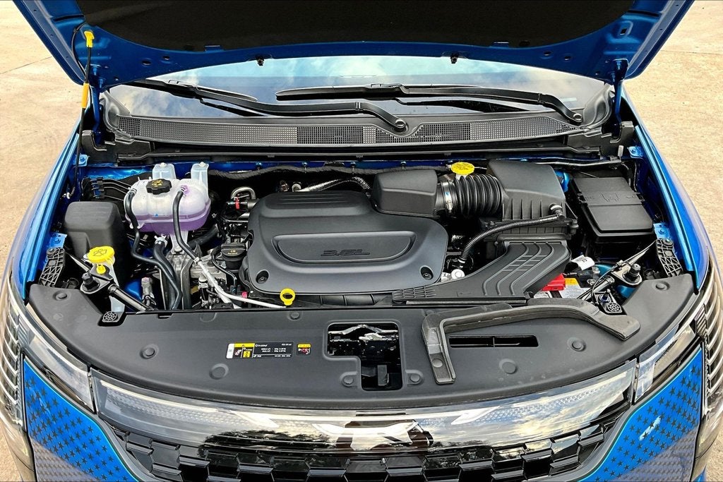 2027 Chrysler Pacifica Select