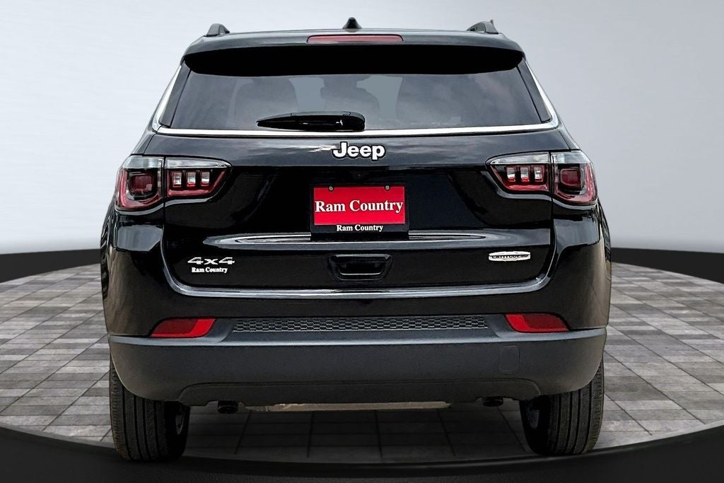 2024 Jeep Compass Latitude Lux
