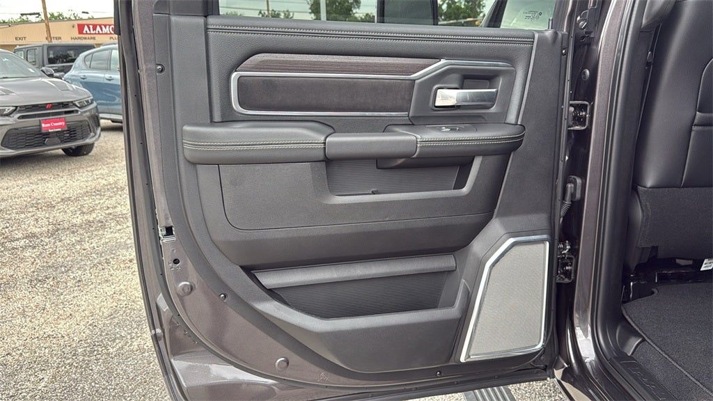 2025 RAM 2500 Laramie