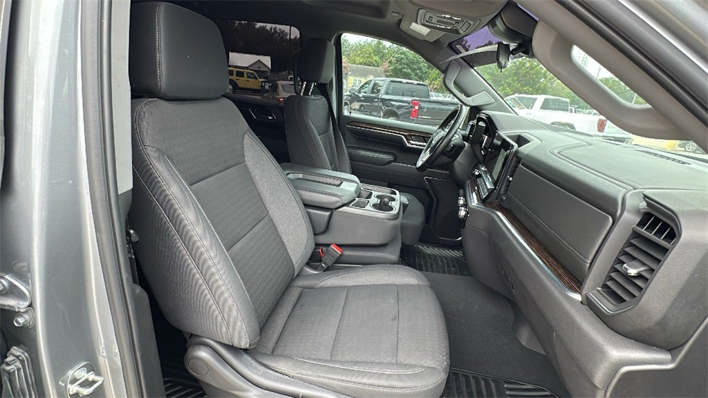 2024 GMC Sierra 1500 SLE