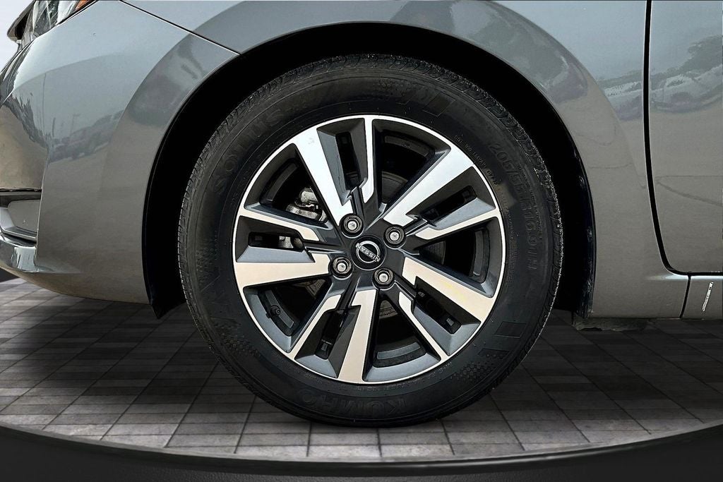 2025 Nissan Versa 1.6 SV