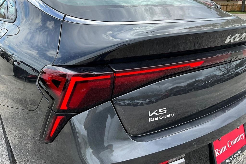 2025 Kia K5 LXS