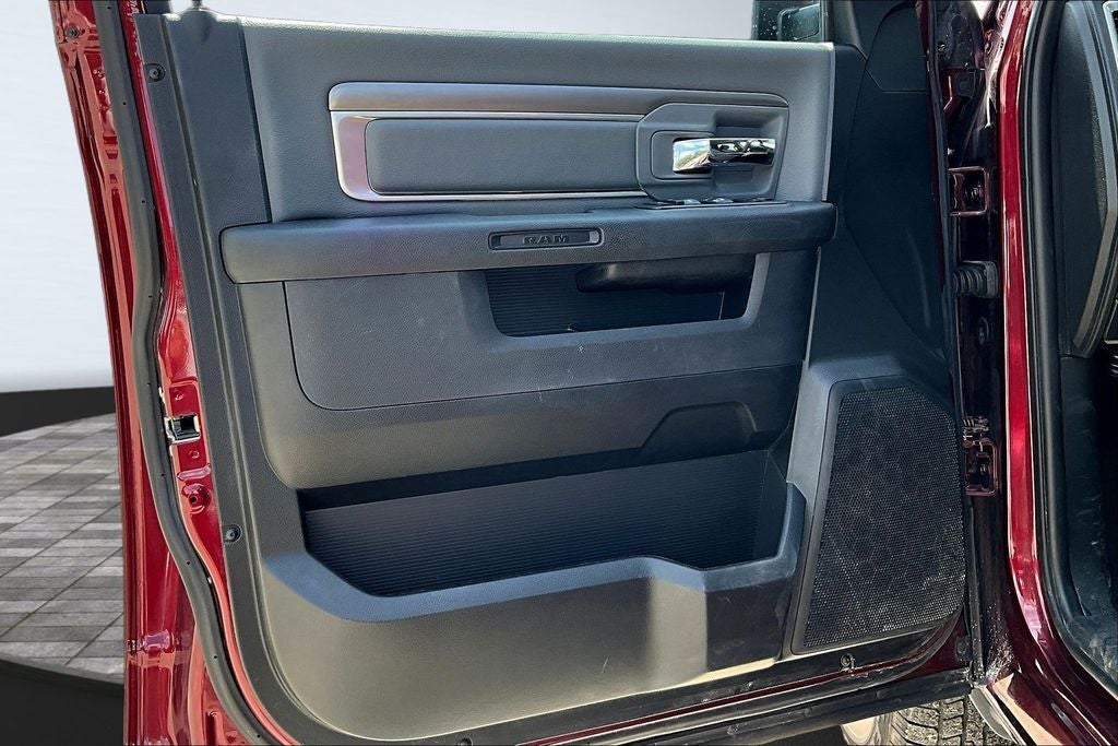 2024 RAM 1500 Classic SLT