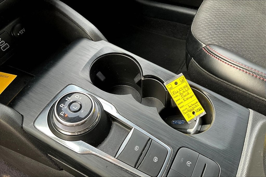 2025 Ford Escape ST-Line Select