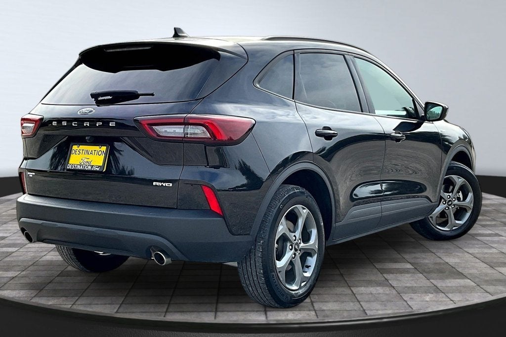 2025 Ford Escape ST-Line Select