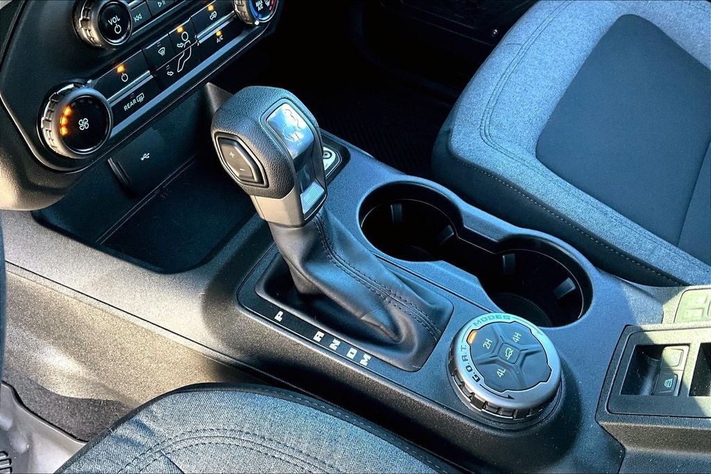 2022 Ford Bronco Base 4X4 4 DOOR SUV