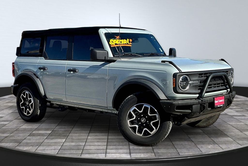 2022 Ford Bronco Base 4X4 4 DOOR SUV