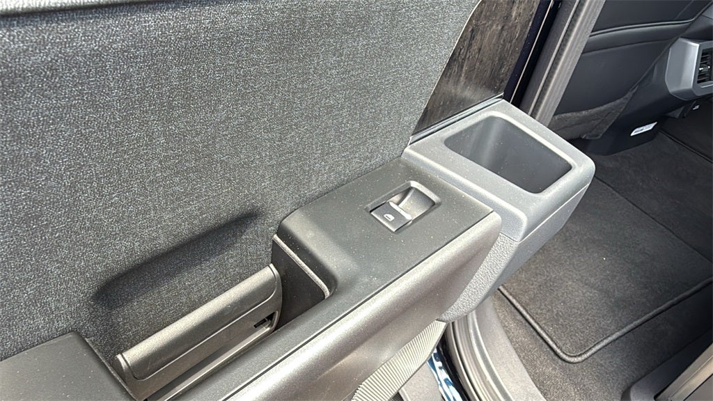 2025 Ford F-250SD Lariat