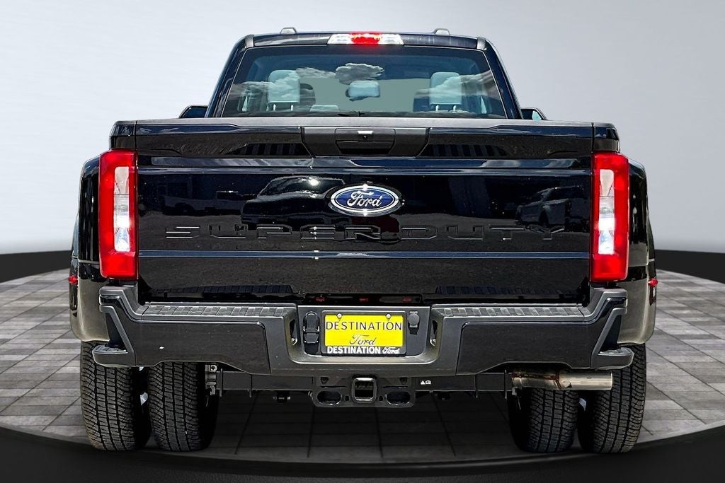 2026 Ford F-350SD XL DRW
