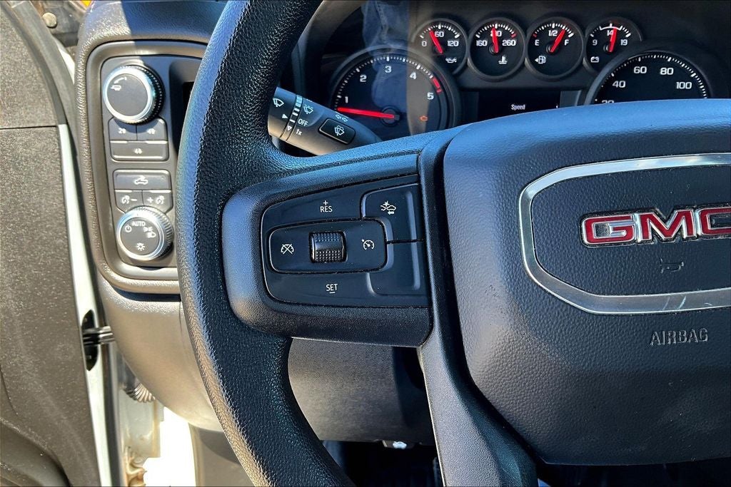 2024 GMC Sierra 2500HD Pro