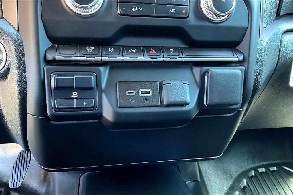 2024 GMC Sierra 2500HD Pro