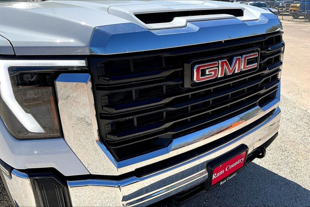 2024 GMC Sierra 2500HD Pro