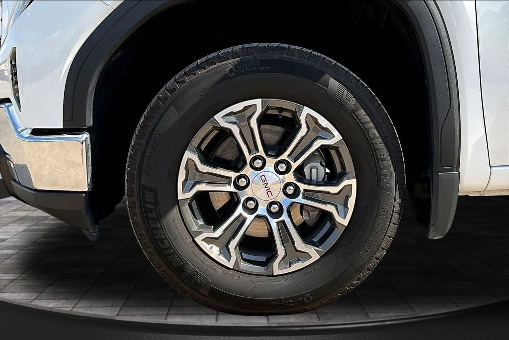 2025 GMC Sierra 1500 SLT