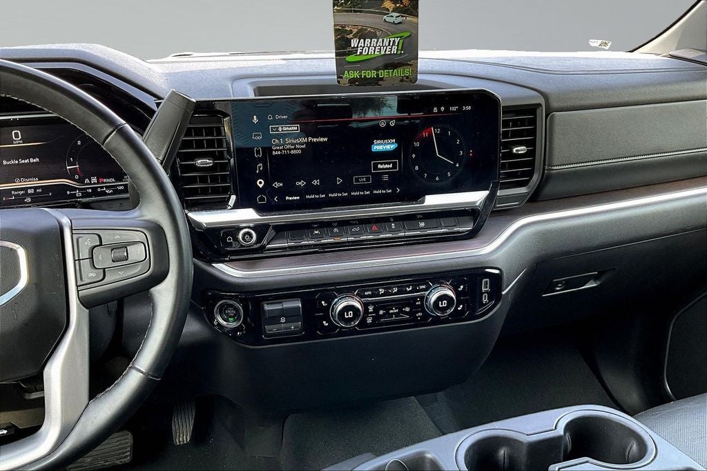 2025 GMC Sierra 1500 SLT
