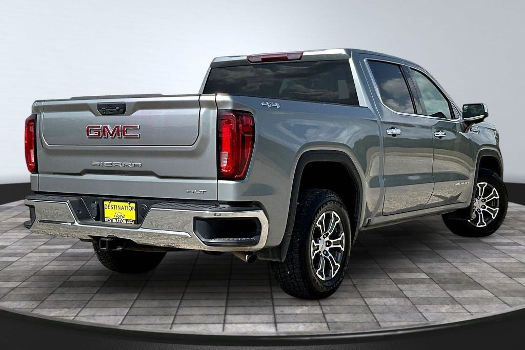 2025 GMC Sierra 1500 SLT
