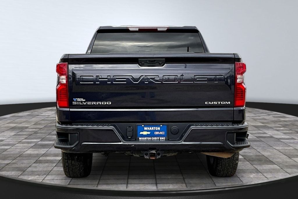2022 Chevrolet Silverado 1500 Custom