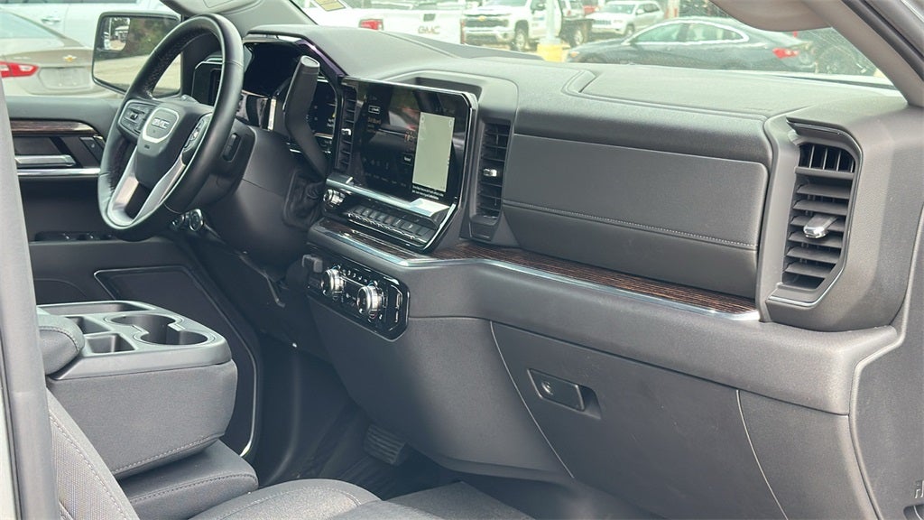 2024 GMC Sierra 1500 SLE
