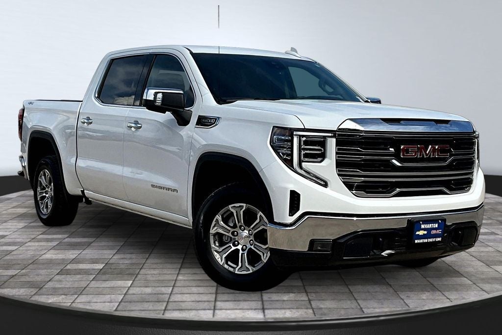 2025 GMC Sierra 1500 SLT