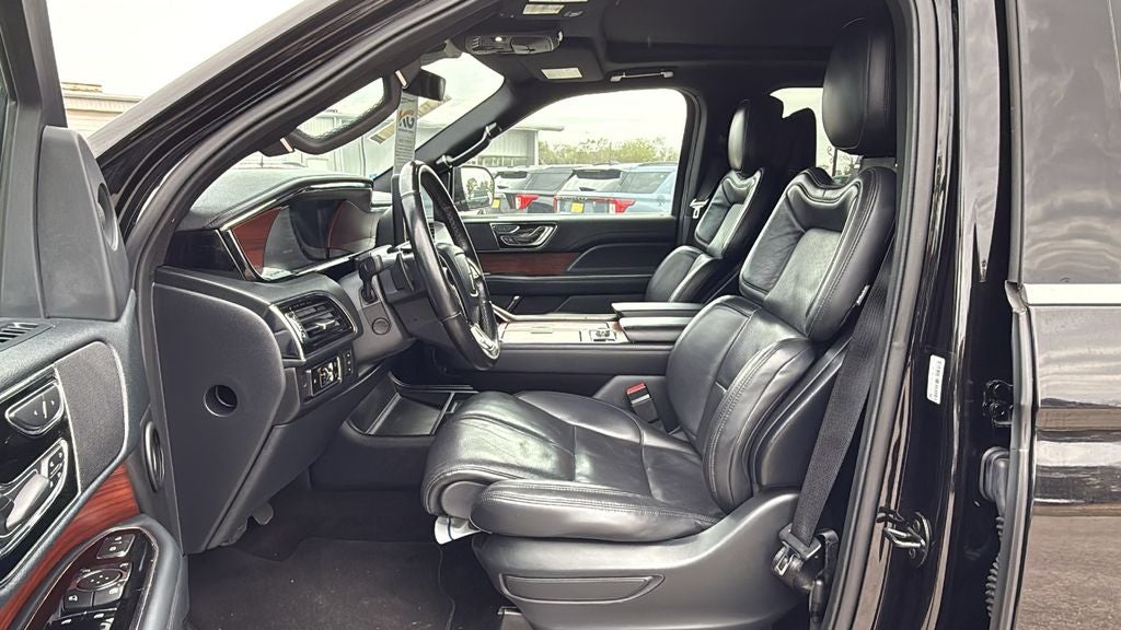 2023 Lincoln Navigator L Reserve