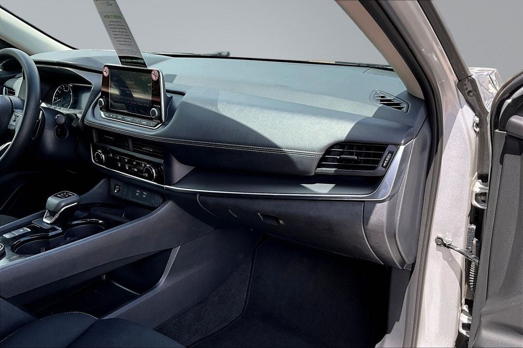 2024 Nissan Rogue S