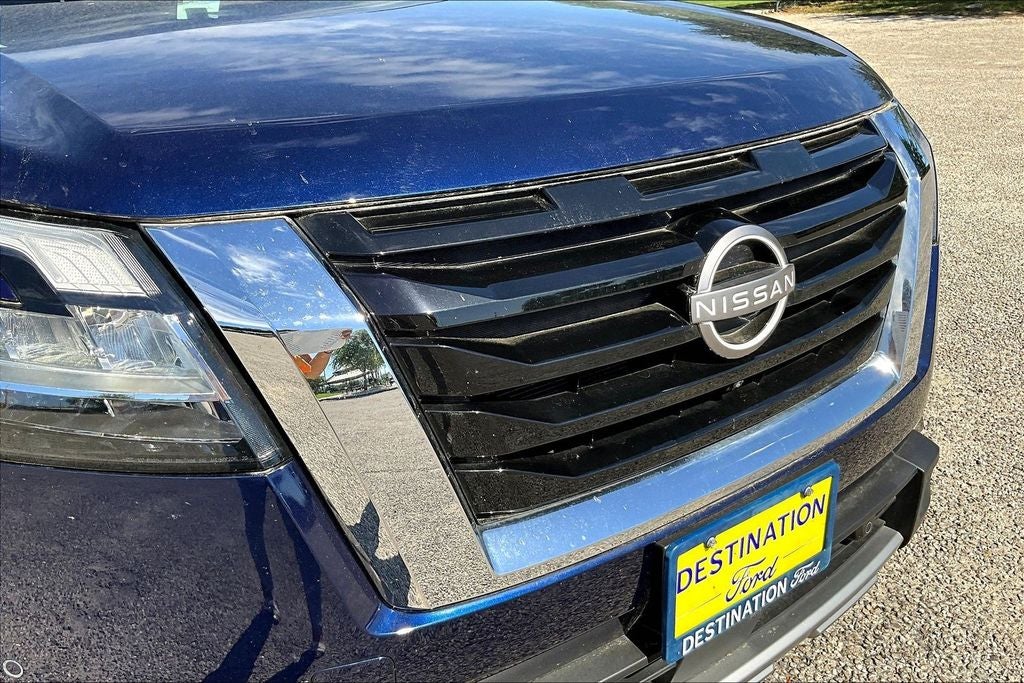 2024 Nissan Pathfinder SL