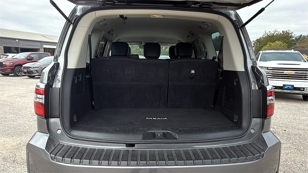 2022 Nissan Armada SV